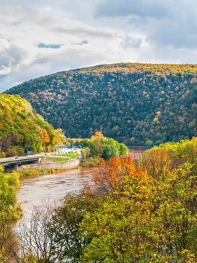 Poconos-Mountain-Villas
