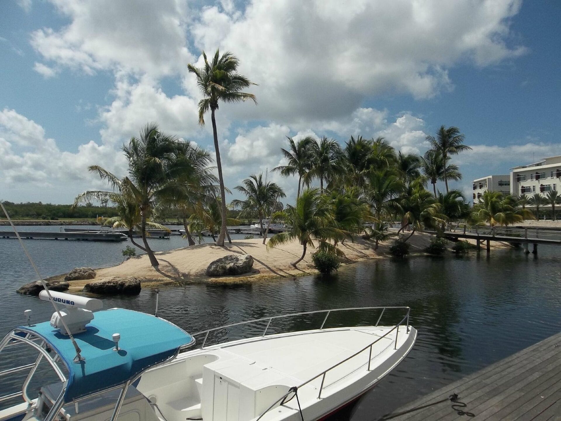 7 Mile Beach Resort