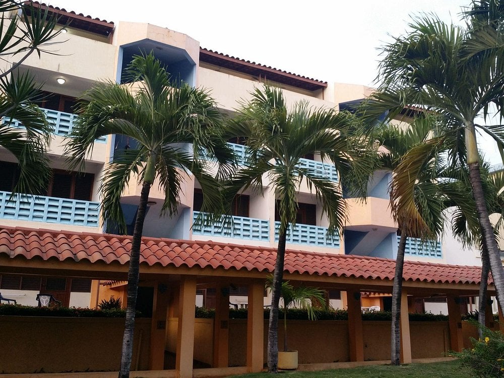 Acuarium Suite Resort