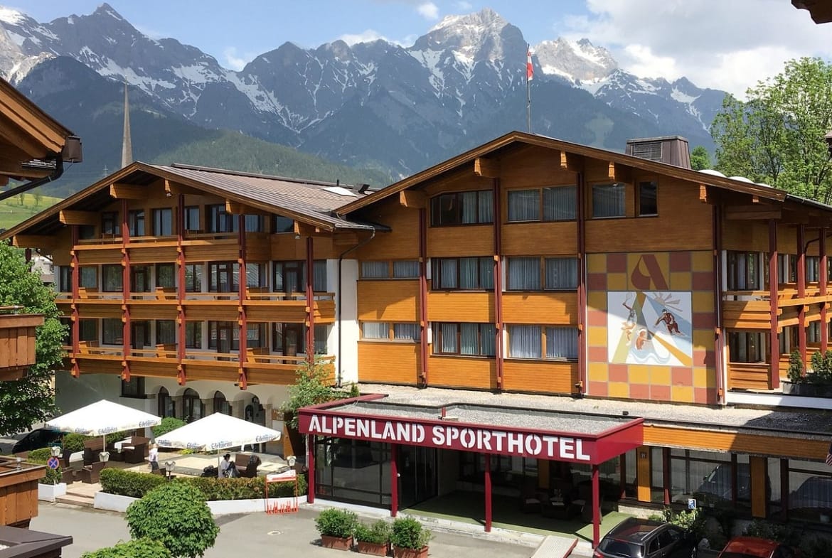 Alpenland Sporthotel front view