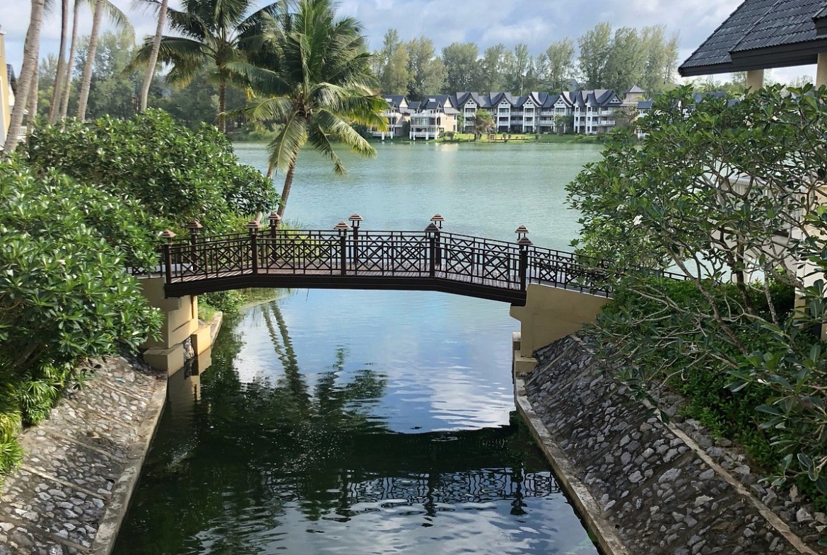 Angsana Laguna Phukey bridge