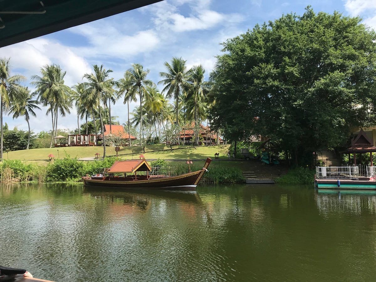 Angsana Laguna Phukey ext water