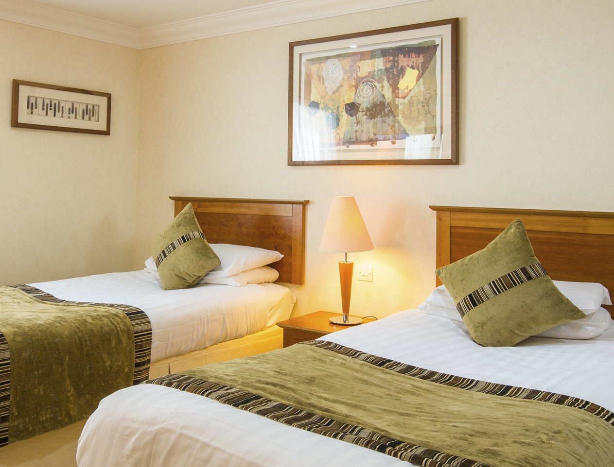 Belton Woods - Qlodge Resorts Bedroom