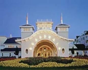 exterior view of boardwalk villas