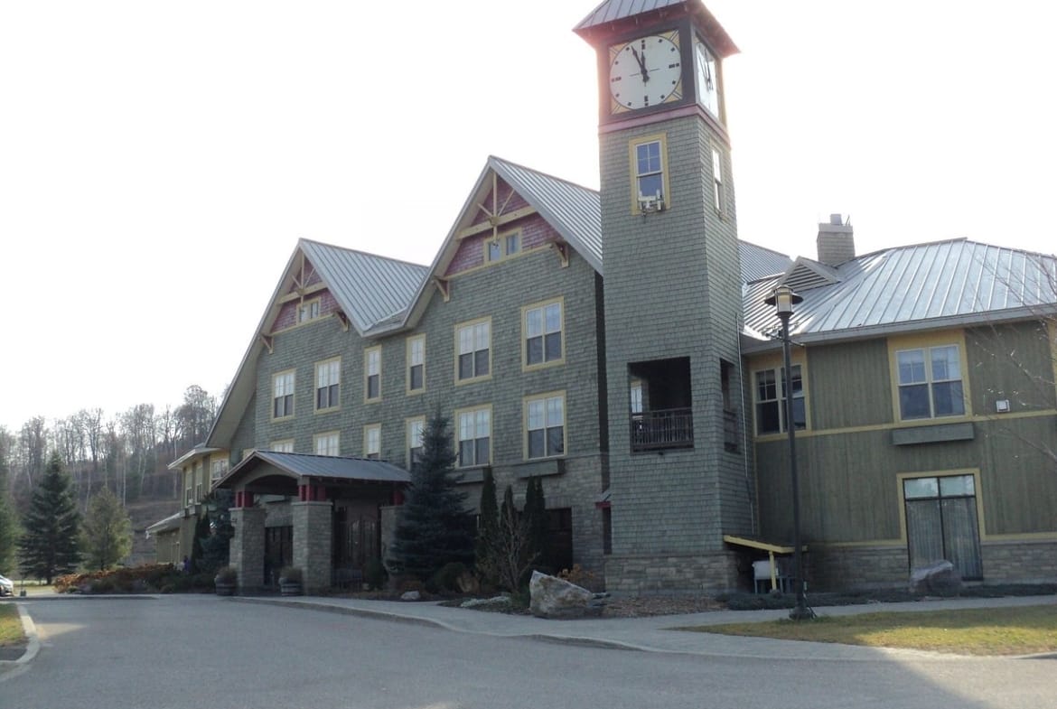 Calabogie Peaks Hotel