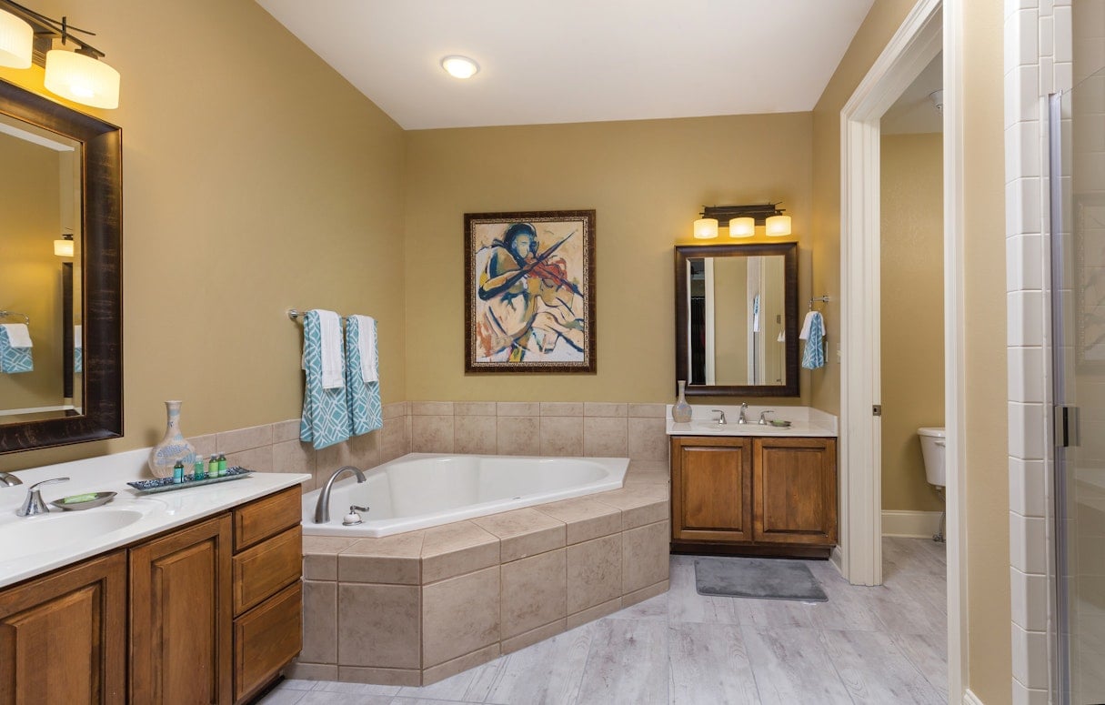 Club Wyndham Nashville Bathroom