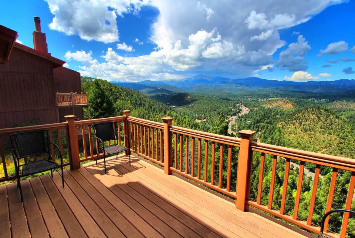 Crown Point Resort — Balcony