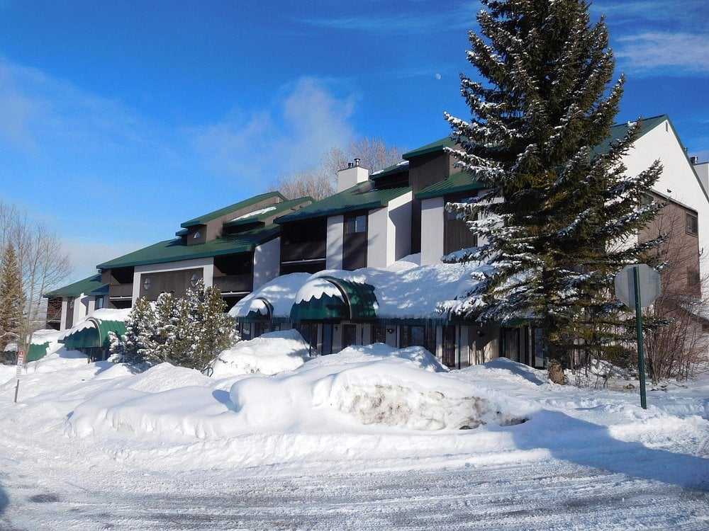 Goldenwoods Condominiums At Powderhorn Resort