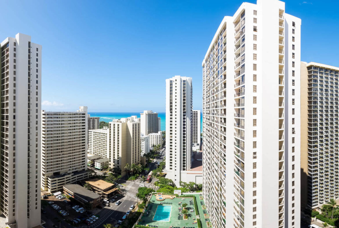Hawaiian Sun Holidays at The Waikiki Banyan