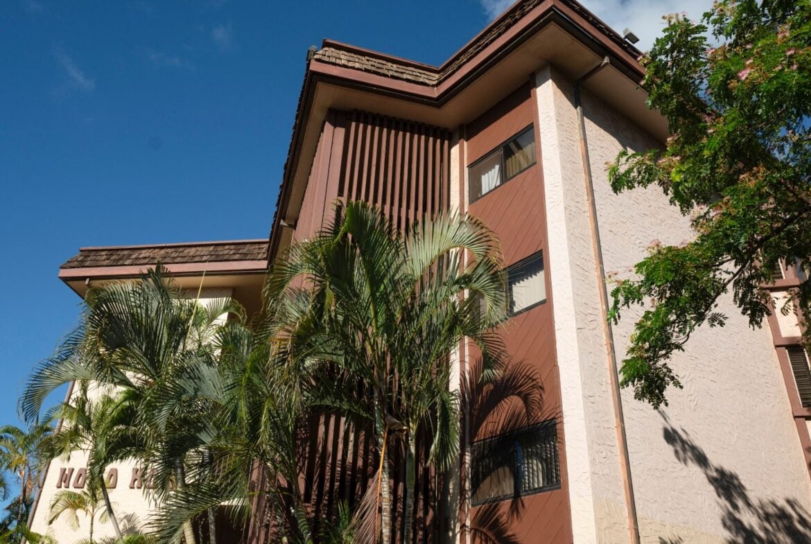 Hono Koa Resort Building