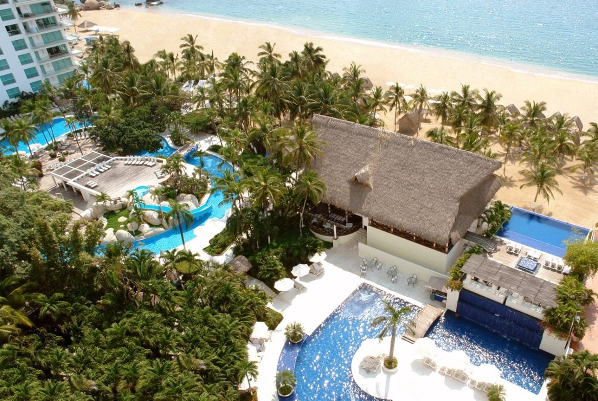 Hotel Emporio Acapulco Pool and Beach