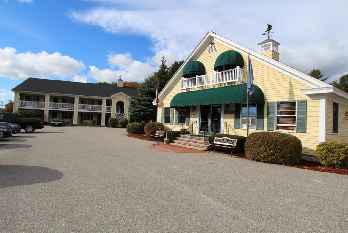 Innseason Resorts – The Falls At Ogunquit Exterior Classic Resort New England