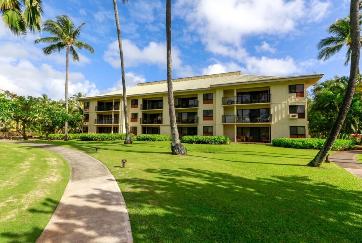 Pahio At Kauai Beach Villas — Exterior