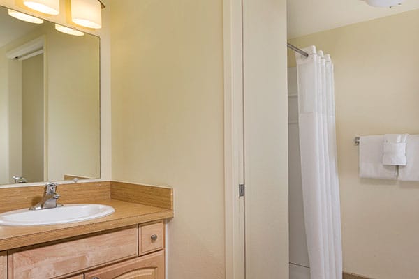 Worldmark Kona Bathroom