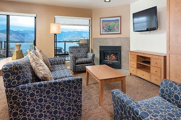 Worldmark Lake Chelan Shores Living Room