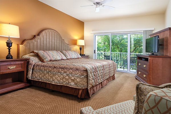 Worldmark Lake Of The Ozarks Master Bedroom