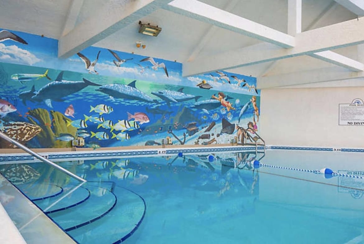 Landmark Holiday Beach Resort — Pool