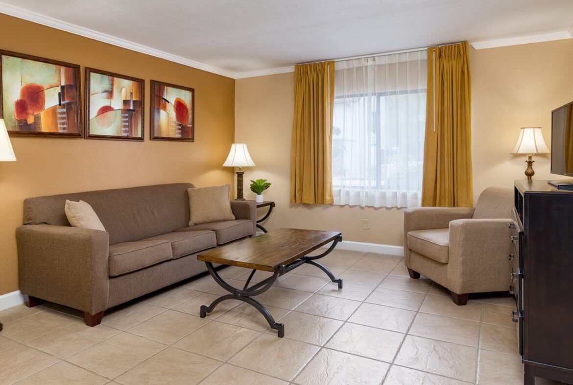 Legacy Vacation Club Orlando – Oaks Living Room