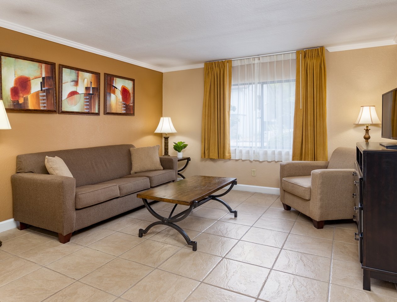 Legacy Vacation Club Orlando – Oaks Living Room
