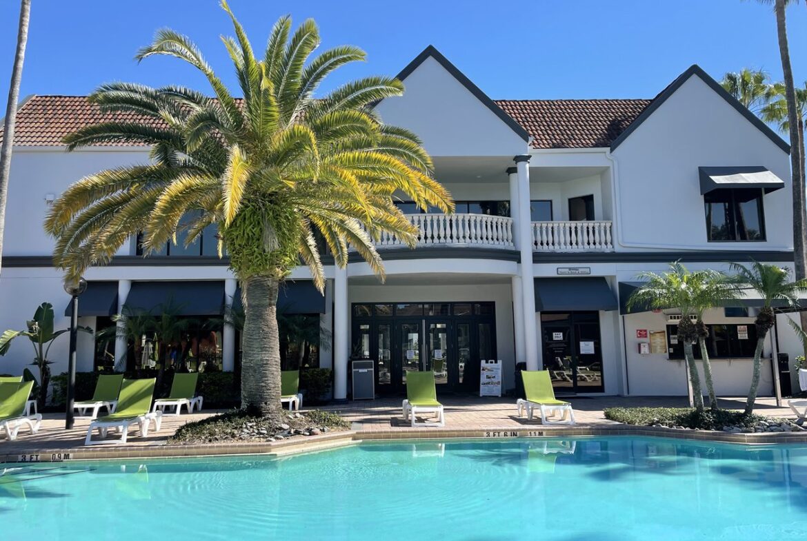 Legacy Vacation Club Orlando – Oaks Pool