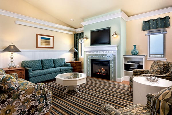 Worldmark Long Beach Presidential Living Room