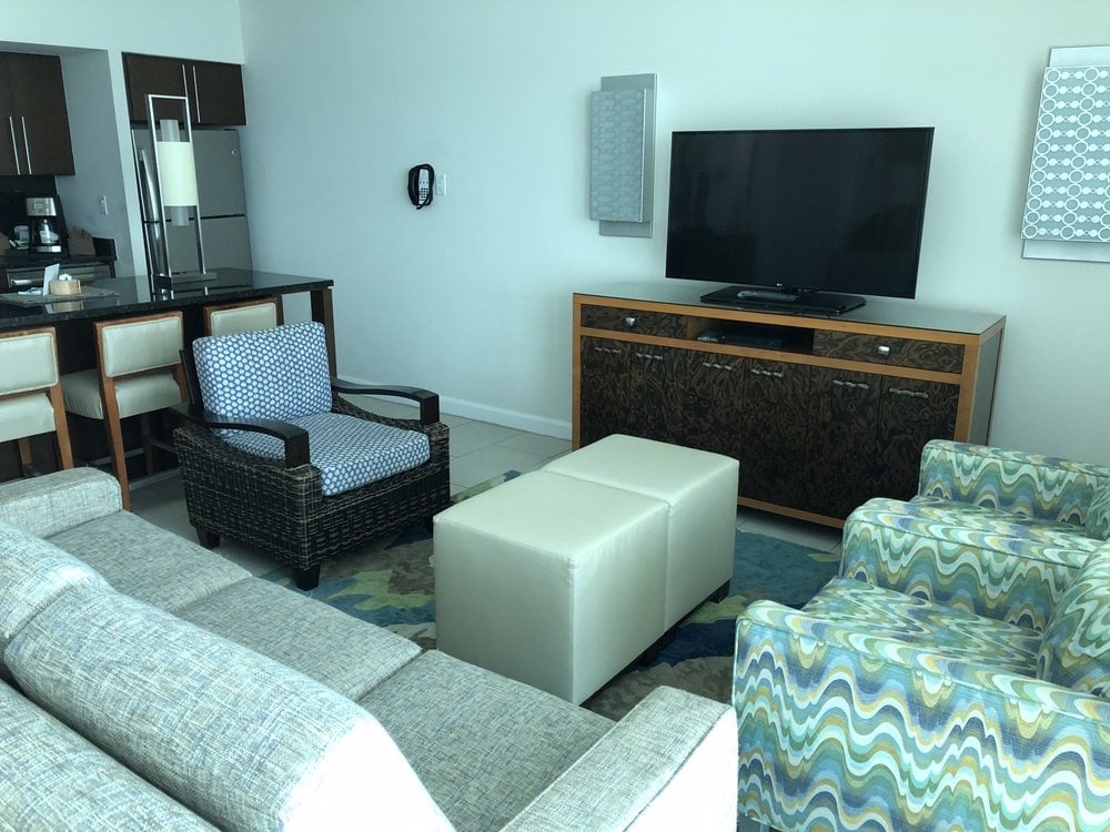 Marriott’s Crystal Shores On Marco Island Living Room