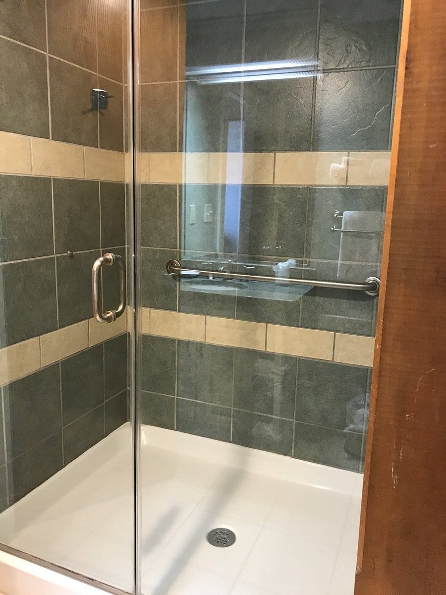 Newport Bay Club Bathroom