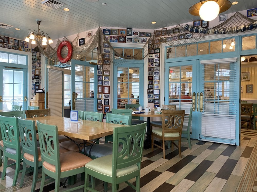 Disney's Old Key West Restaurant Olivia's Cafe
