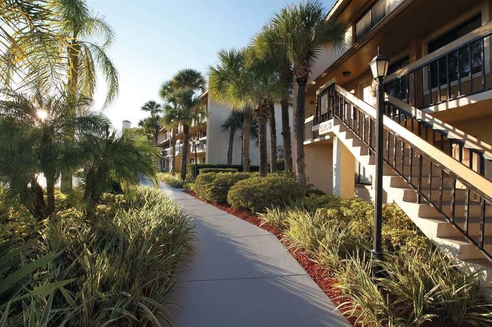 Orlando International Resort Club — Grounds