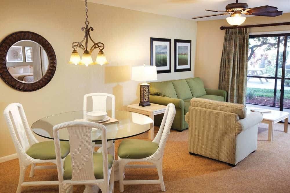 Orlando International Resort Club — Living Area