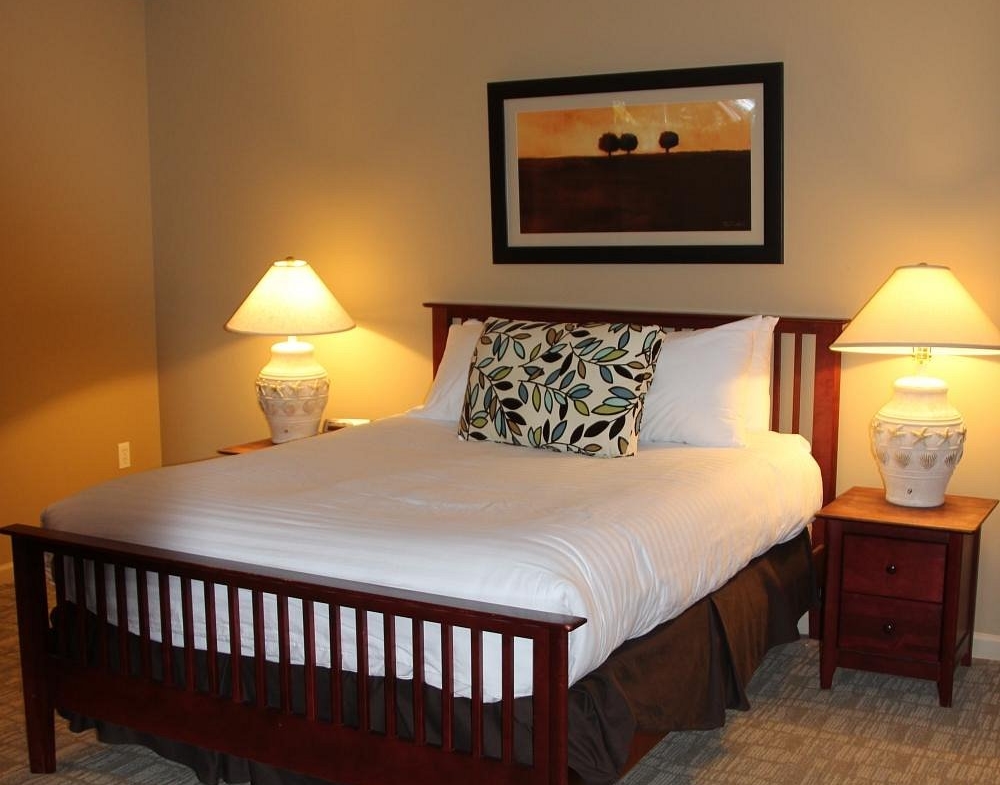 Guest Bedroom At Pacific Shores Resort