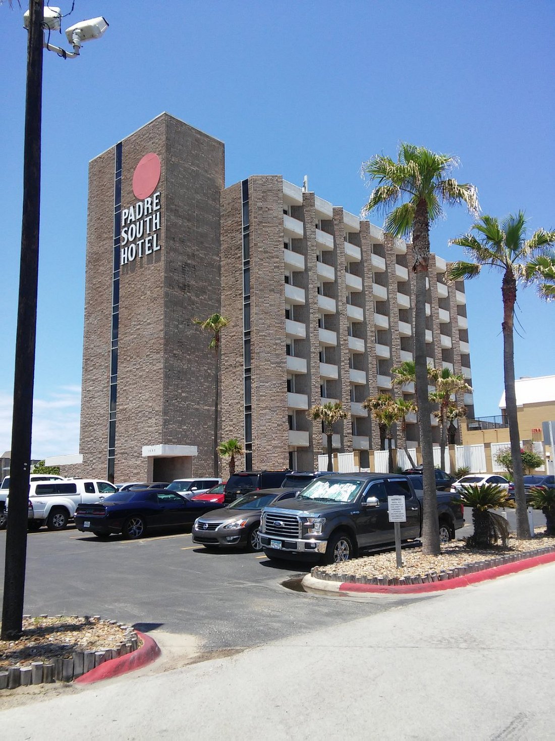 Padre South Hotel Building