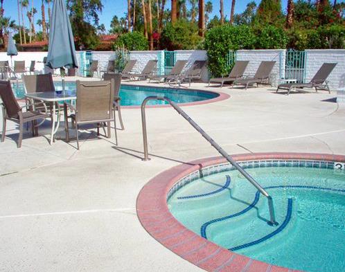 Pool At Palm Springs Villas