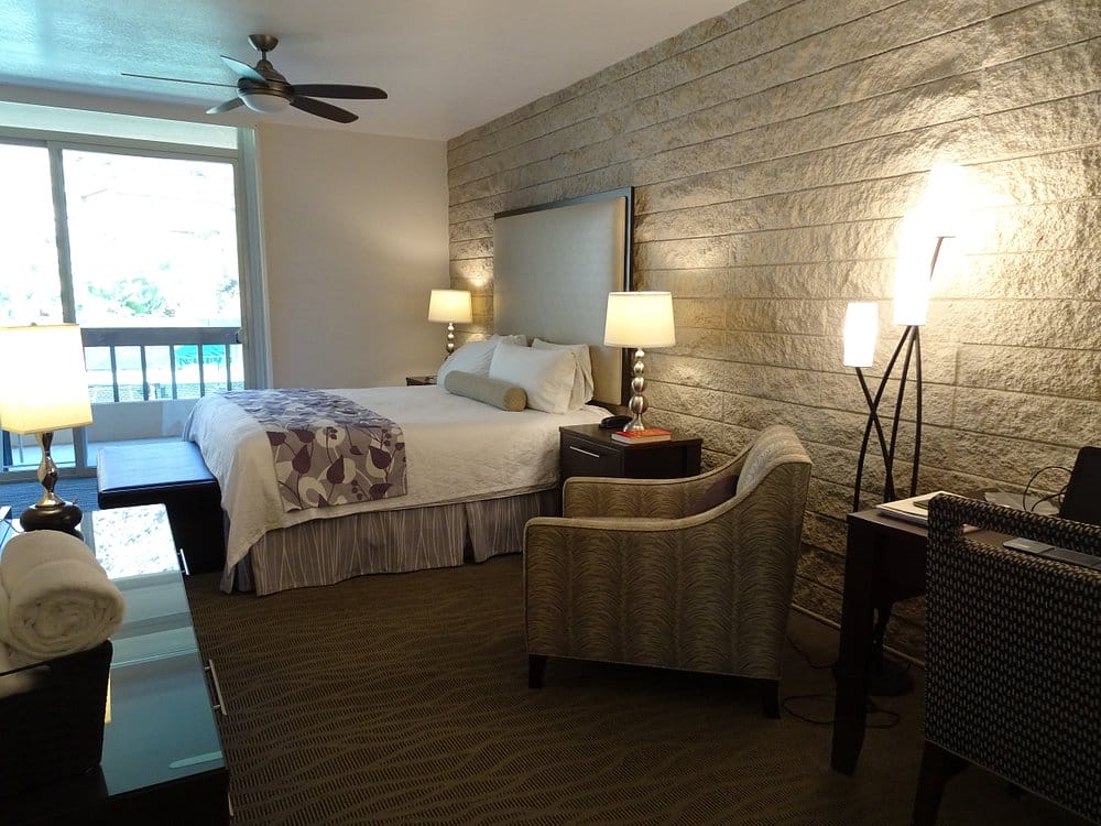 Palm Springs Tennis Club Master Room