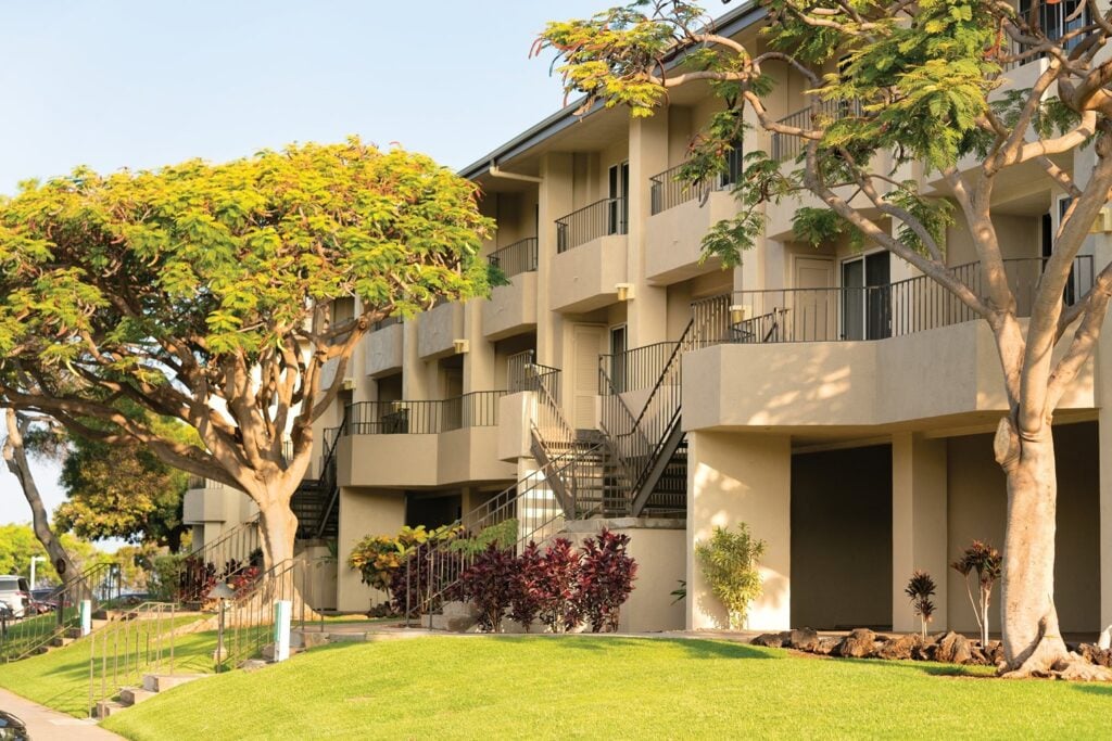 Paniolo Greens Resort Exterior