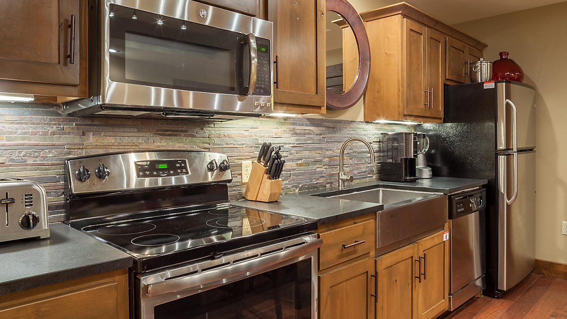Paradise Point Resort Kitchen