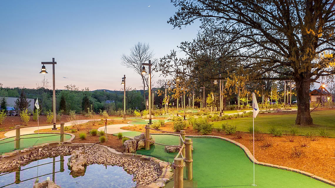 Paradise Point Resort Mini Golf