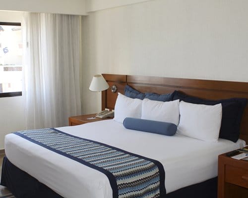 Plaza Pelicanos At Grand Beach Resort