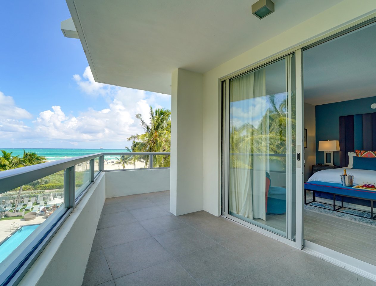 Sagamore Suites Hotel Balcony