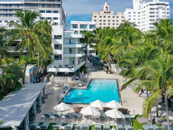 Sagamore Suites Hotel Pool