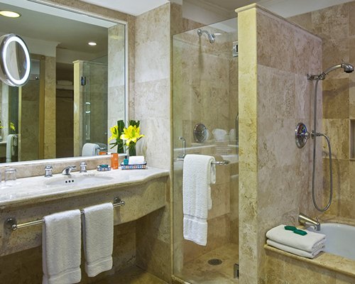 Sandos Cancun Luxury Experience Resort