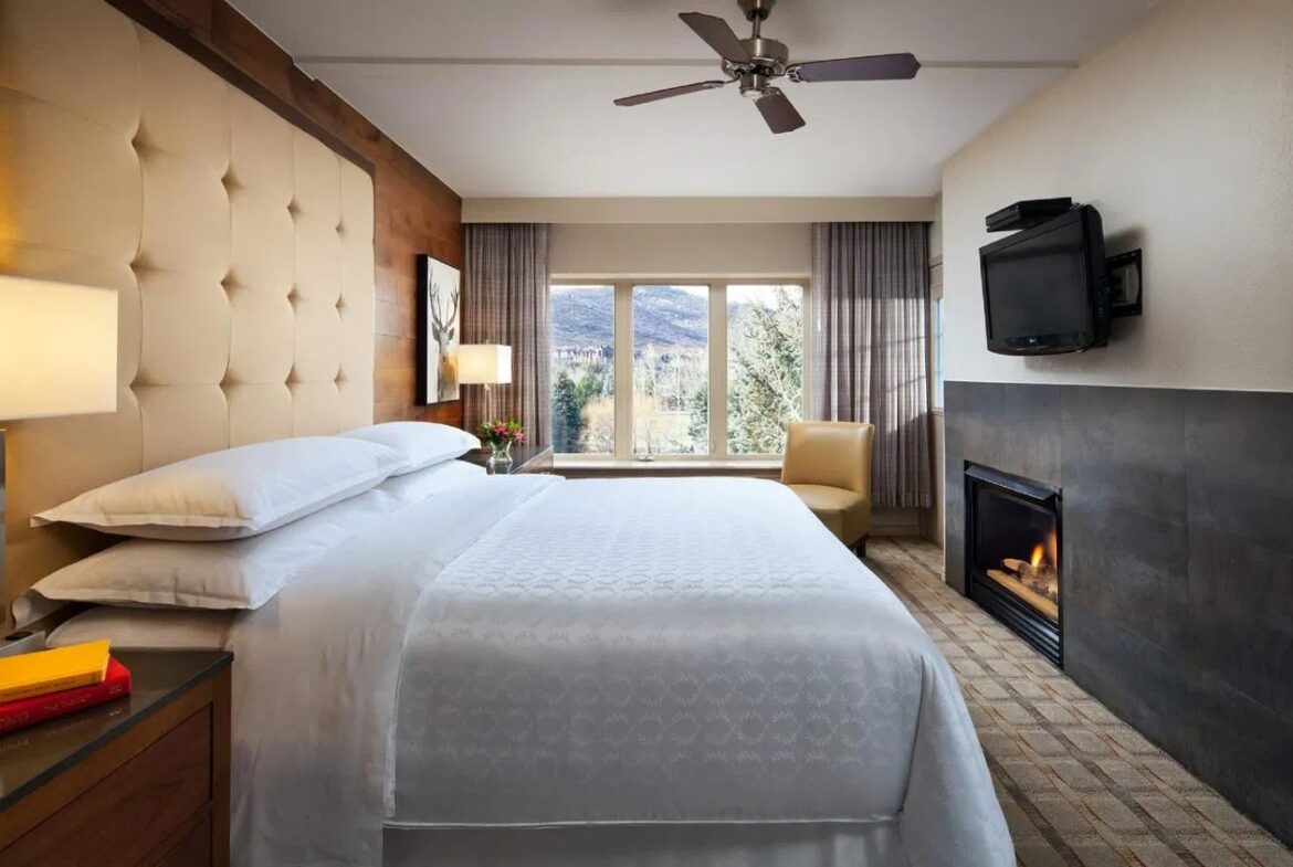 Sheraton Lakeside Terrace Villas at Mountain Vista Bedroom Area