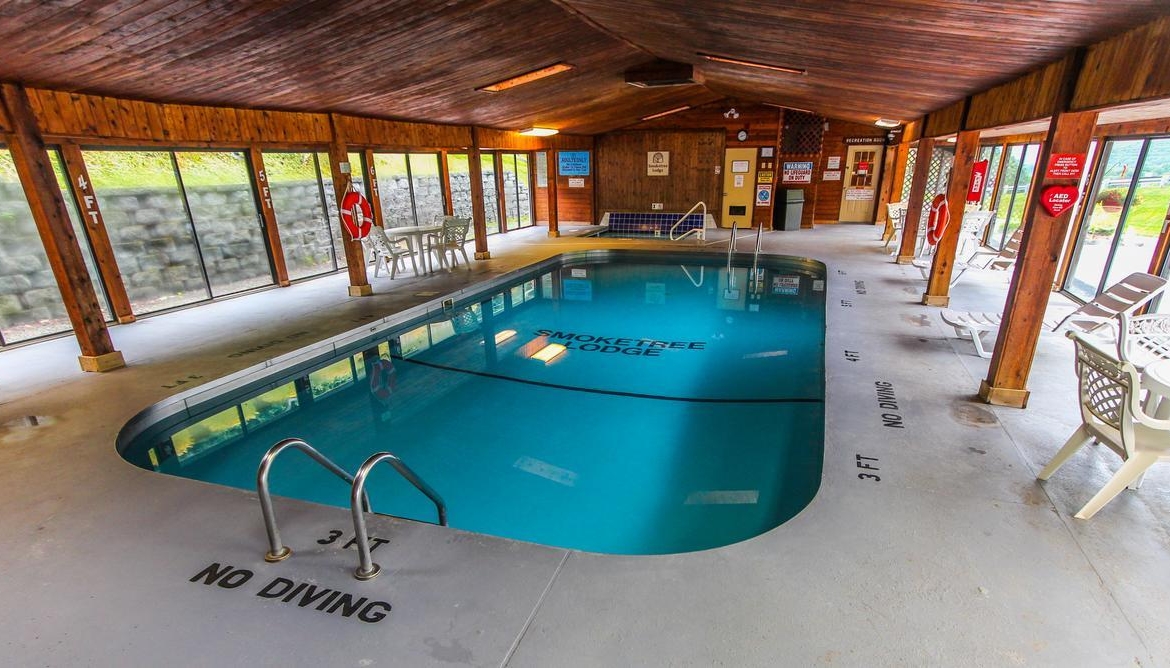 Smoketree Lodge Pool