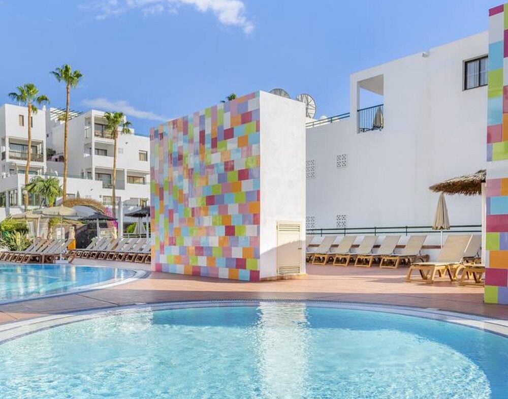 Sunset Bay At Torviscas Outside