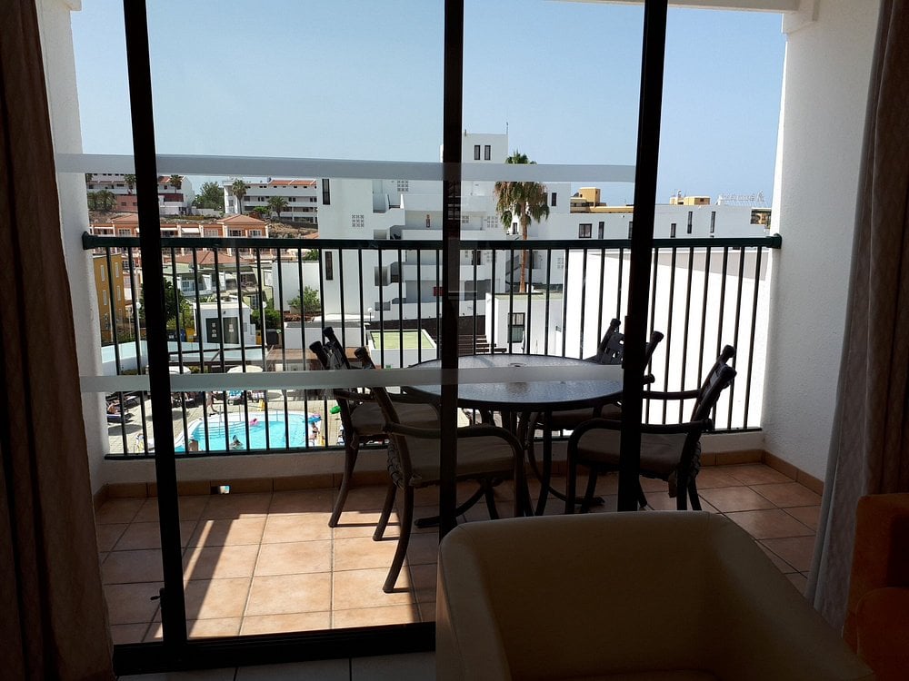 Sunset Bay At Torviscas Patio