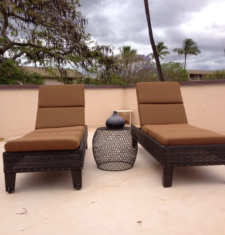 Vacation Internationale Kihei Kai Nani outdoor lounge