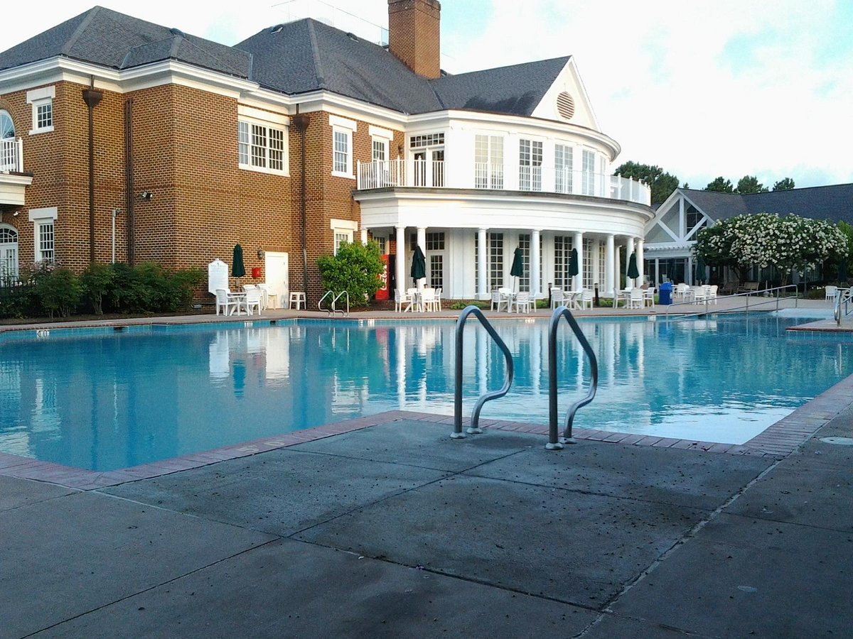 Vacation Village at Williamsburg pool