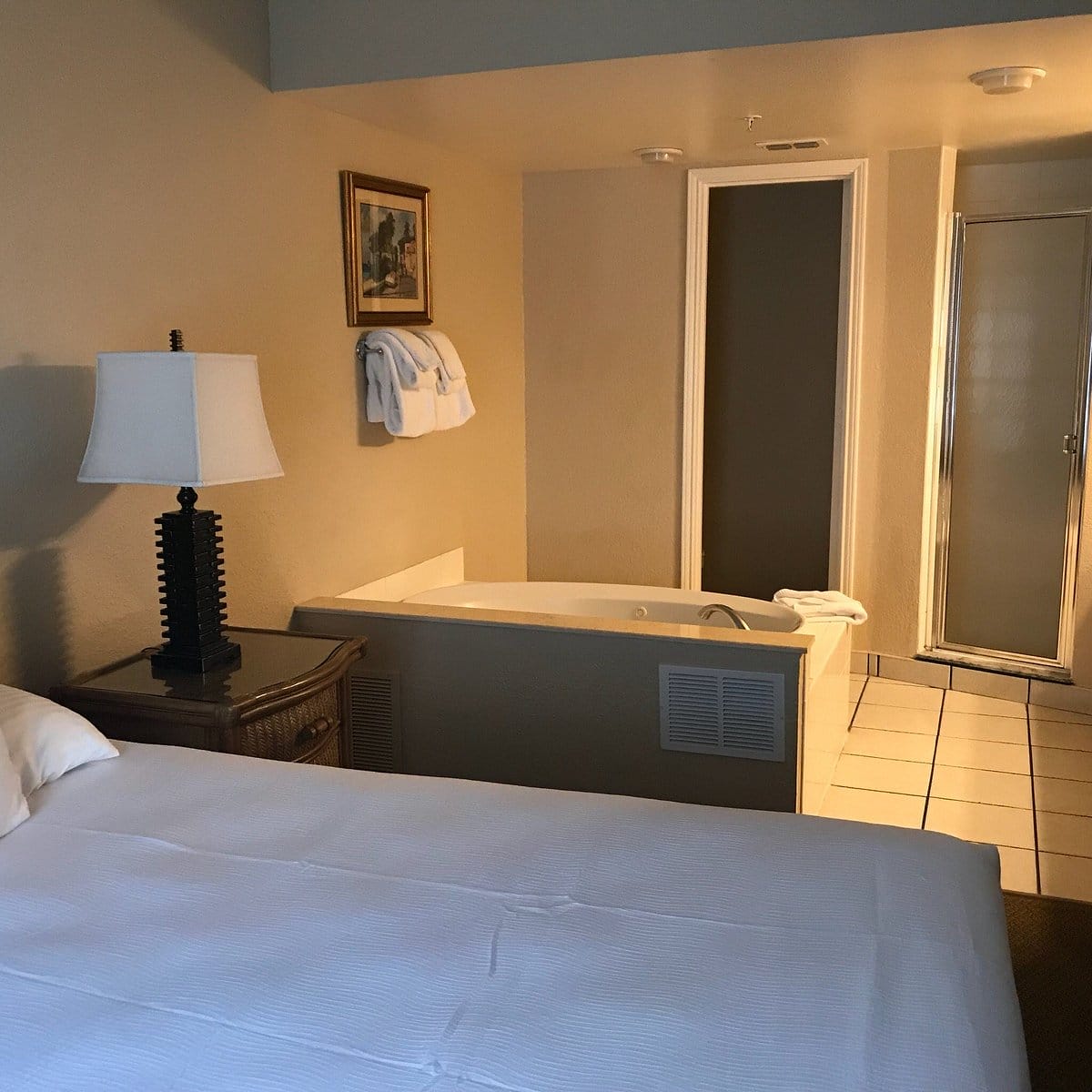 Vacation Villas At Fantasyworld bath