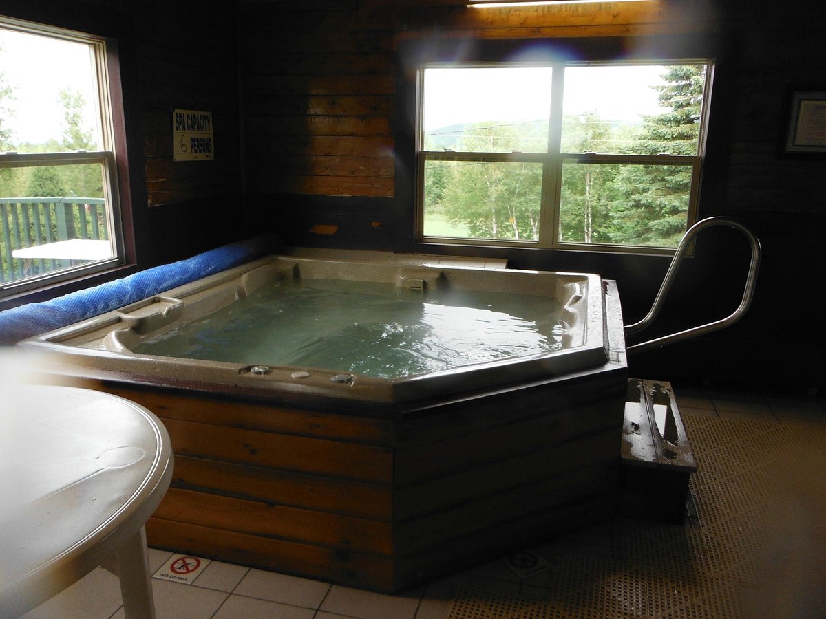 Vacationland Estates hot tub