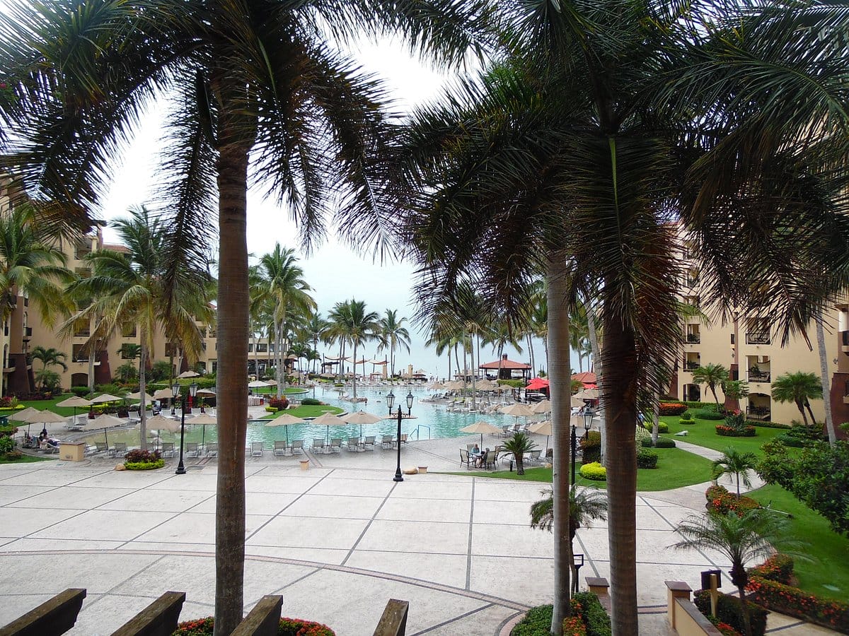 Villa Del Palmar - Flamingos enterance